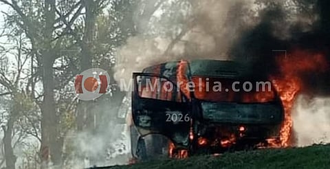 Incendian vehículo en Cuitzillo Grande; autoridades despliegan operativo