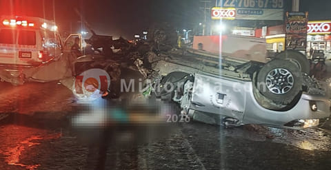 Fallece una persona tras accidente vehicular en la salida a Salamanca en Morelia