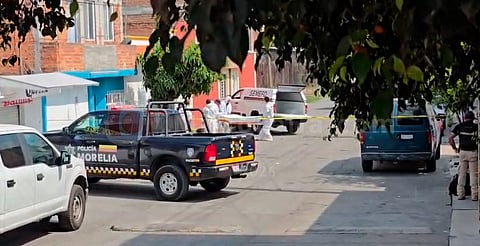 Joven es asesinado a balazos en vía pública de Morelia; hallan al menos 12 casquillos