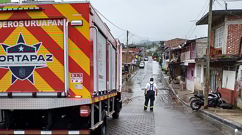 Domicilios afectados con ingreso de agua tras tormenta eléctrica en Uruapan: Protección Civil