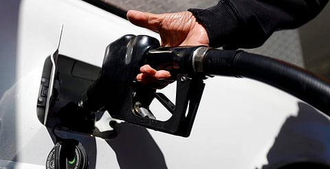 Precio del diésel no subirá: Gobierno y gasolineros acuerdan mantenerlo en 28 pesos por litro