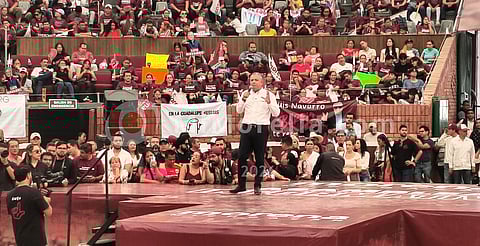 “Sin pedir un peso prestado, estamos haciendo lo que otros no hicieron en 50 años”: Luis Navarro