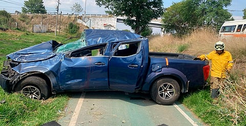 Volcadura en Morelia-Pátzcuaro deja una persona lesionada