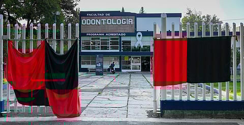 Incertidumbre en la UMSNH: alumnos esperan definición sobre clases