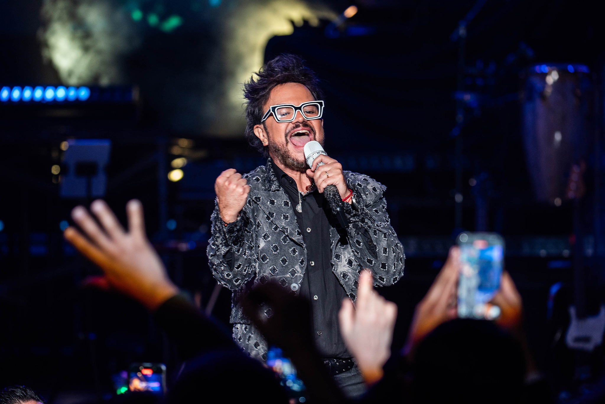 Aleks Syntek regresa a Michoacán; se presentará en Uruapan