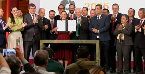 Sheinbaum firma acuerdo histórico para impulsar acero mexicano