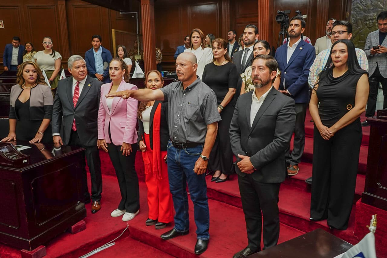 Congreso de Michoacán realiza nombramientos municipales en sesión extraordinaria