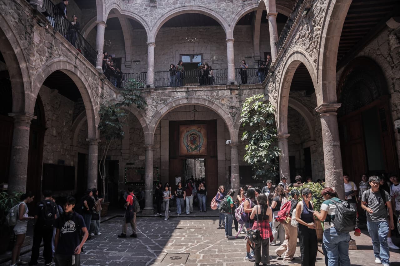 Desalojo de estudiantes genera preocupación en la UMSNH