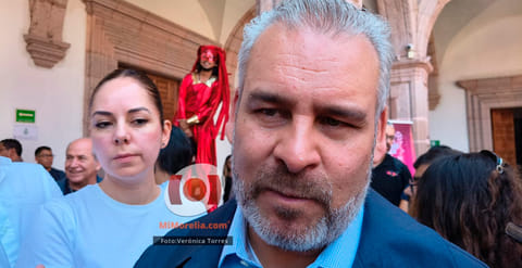 Por reto viral, activan protocolo en secundarias y preparatorias de Michoacán