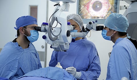 IMSS consolida atención oftalmológica con miles de trasplantes de córnea 👁️