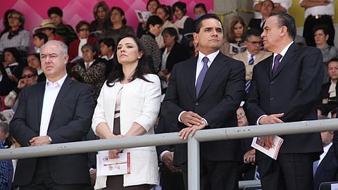 Presenciaron el relevo en el cargo al frente de la Iglesia Católica en el estado