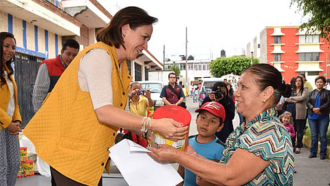 Beamonte Romero continuó con la entrega de dotaciones de leches para niños de 1 a 4 años