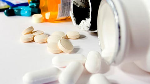 Urge regular y sancionar la venta de medicinas falsas 