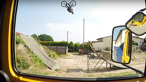 Son más de tres minutos en video (Foto: YouTube) 