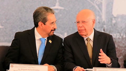 De esta facultad han egresado 19 rectores de la Universidad Michoacana, así como gobernadores, secretarios de salud y científicos