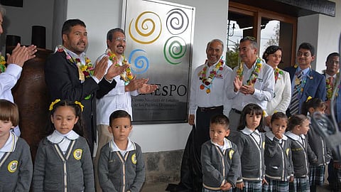 El presidente municipal de Pátzcuaro reconoció el trabajo realizado por el rector para que la UMSNH regrese a sus orígenes una parte de su grandeza