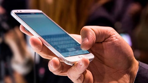 Envía más textos y realiza menos llamadas (excepto al conducir).