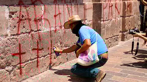 El gerente del Patrimonio Cultural de Morelia reiteró que la libre manifestación debe darse sin conductas violentas que atenten contra el patrimonio común que pongan en riesgo la integridad de terceros (Foto: ACG)