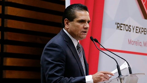 Se pudo saber gracias a información brindada por las fuentes que los delincuentes se hicieron pasar por elementos de la Policía Federal Ministerial, pues traían playeras apócrifas y usaban ropa táctica (Foto: Archivo)