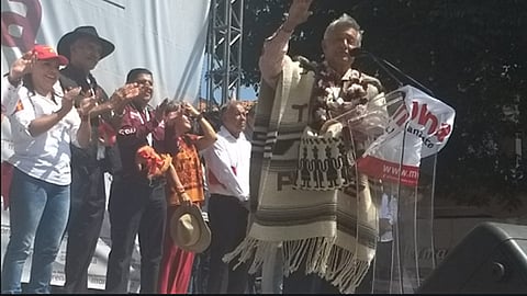 "Yo no hago pactos en lo oscurito, yo siempre planteo mis cosas de manera abierta, en las plazas públicas", subrayó AMLO (Foto: @julio_ramga)