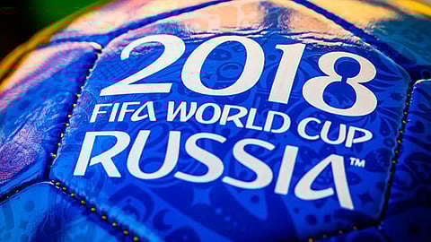 La guía ofrece a los aficionados del futbol todo lo necesario para estar cerca de la acción (Foto por S.Kat / Shutterstock)