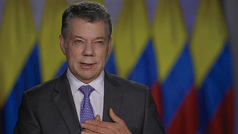 La declaración de la Presidencia de Colombia asegura que Santos "está dedicado en el bautizo de su nieta" (Foto: @JuanManSantos)
