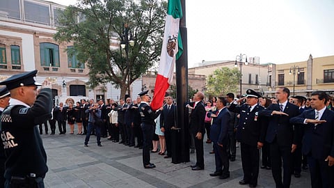 Se montó una guardia de honor posterior al izamiento de bandera 
 (Foto: Cortesía)