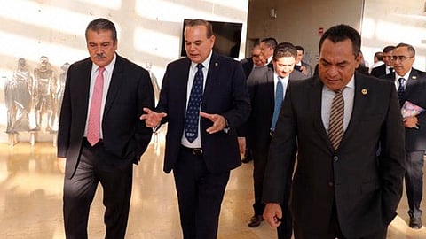 "Hay ajuste en lo que tiene que ver en la implementación de la estrategia de los mandos de seguridad, seguramente esto está generando algunas reacciones," (Foto: FB/Raul Morón Orozco)