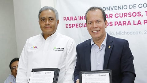 Ambas instituciones firmaron un convenio de colaboración para incentivar la capacitación mediante doce cursos, tres diplomados y una especialidad (Foto Cortesía)