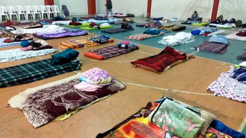 Según lo que ha señalado en conferencias anteriores, la iglesia católica coadyuvará en la respuesta a la emergencia migratoria, a través de sus 95 diócesis, 10 mil parroquias, más de 130 albergues  (Foto: @JBCoronaMtz)