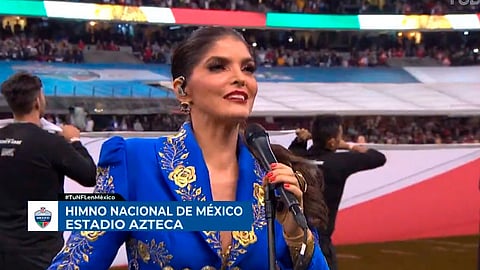 Ana Bárbara se equivoca al cantar el Himno Nacional Mexicano [Video]