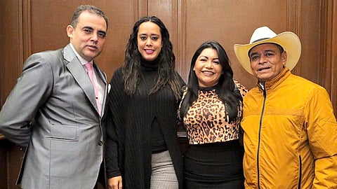 Los 113 municipios michoacanos podrán contar con mayores recursos para atender sus necesidades (Foto Cortesía) 
