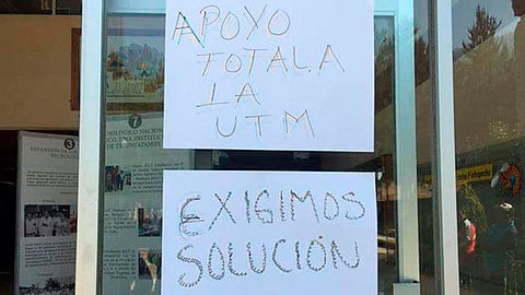 Los trabajadores, pidieron al mandatario estatal no olvidar a los subsistemas educativos, los cuales han estado abandonados desde el año pasado (Foto: Guadalupe Martínez)