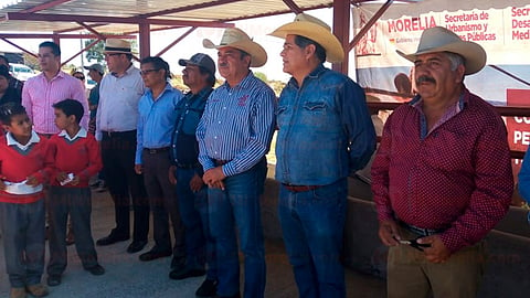 Un total de 255 productores, beneficiados con infraestructura pecuaria en Morelia