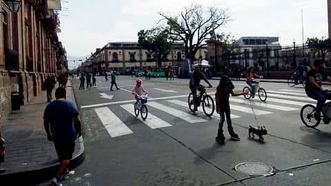 Cada vez que se bloquea el tránsito en el Centro Histórico de la ciudad se convierte en un caos (Foto: Sayra Casillas)