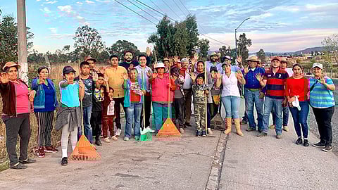 Se realizaron diversas tareas para dignificar el acceso a la tenencia, sobre la calle José María Morelos (Foto Cortesía)