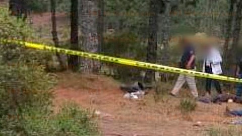 El hallazgo de los cuerpos fue este día en el cerro de San Andrés en el corredor turístico de Los Azufres (Foto: RED 113)
