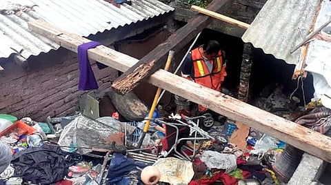 El Ayuntamiento moreliano ha extraído 364 toneladas de basura en 15 domicilios en lo que va del 2020
 (Foto Facebook: Sindicato de Limpia y Transportes de Morelia)