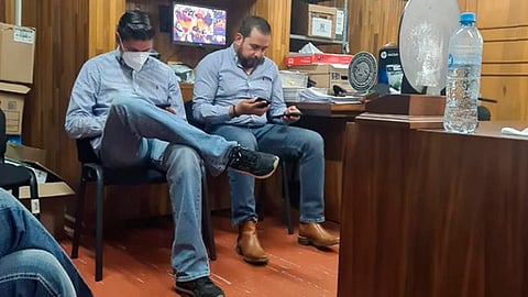 Diputados habrían tomado la Secretaría de Finanzas del Congreso local (Foto: @OscarEscobarL)