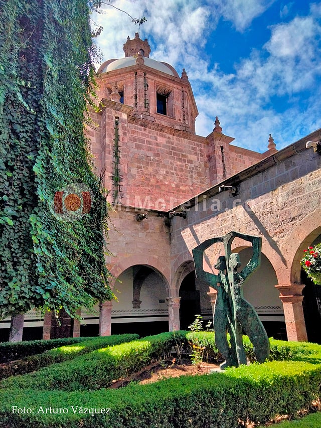 El perro de piedra la leyenda del lomito guardián de Las Rosas