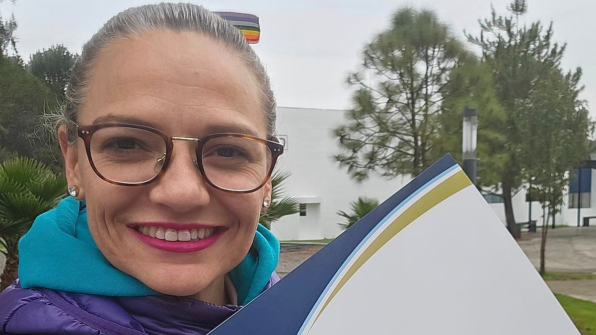 Gómez impulsa la literatura y escritores en Morelia