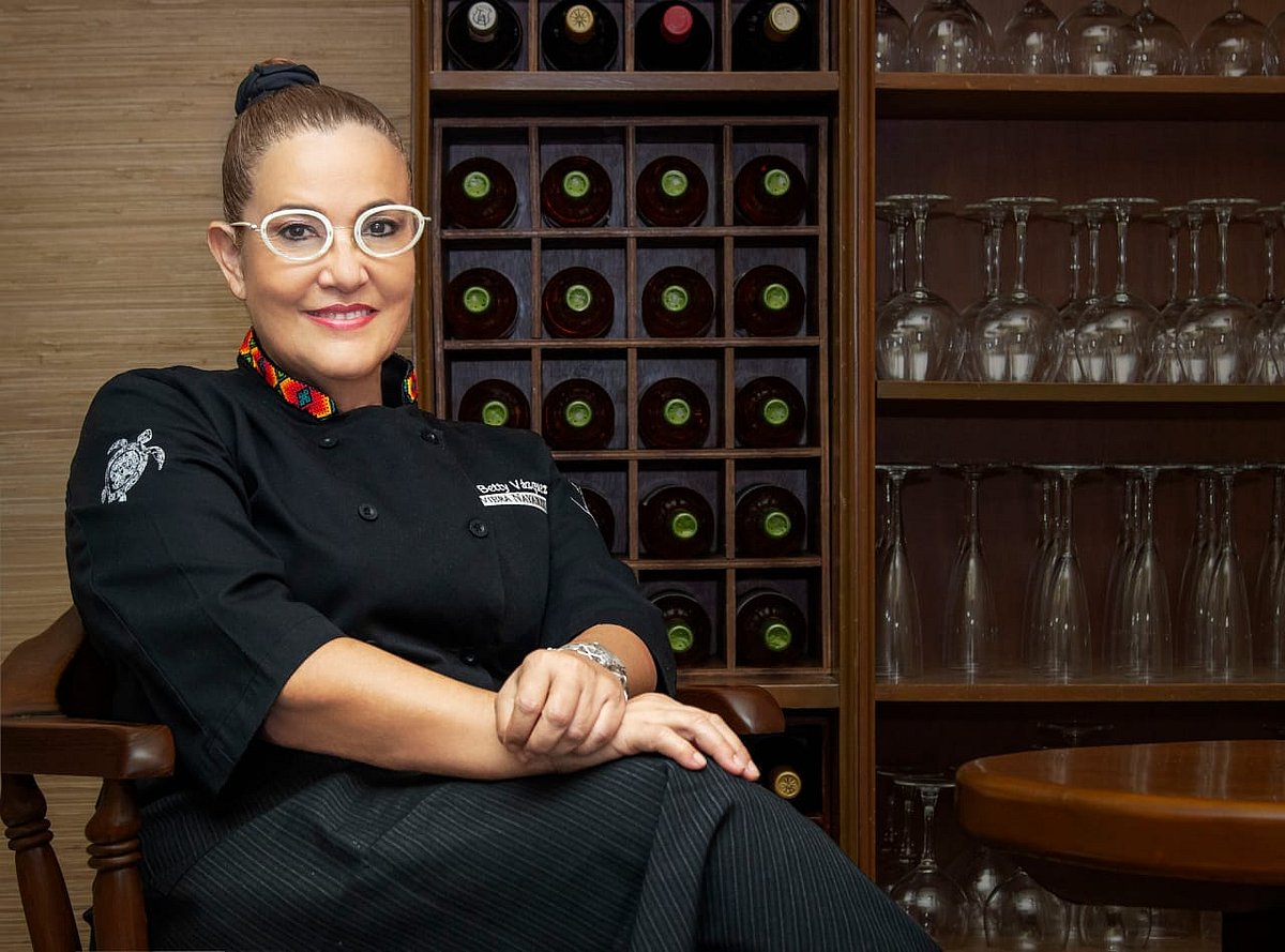 Chef Betty regresa a la TV como jueza en Top Chef VIP de Telemundo