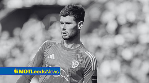 Illan Meslier in action for Leeds United.