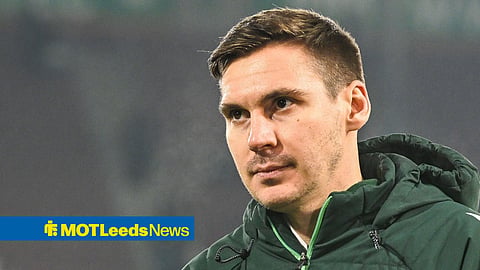 Max Wober in Werder Bremen gear