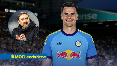 Michael Zetterer and Leeds United boss Daniel Fark