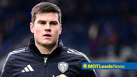 Jaka Bijol warming up for Leeds United