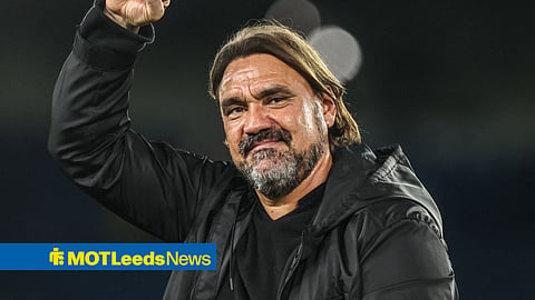 Daniel Farke smiling at Leeds United