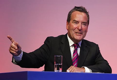 'Robbery' - Jeff Stelling goes wild live on Sky Sports after Leeds win v Manchester City