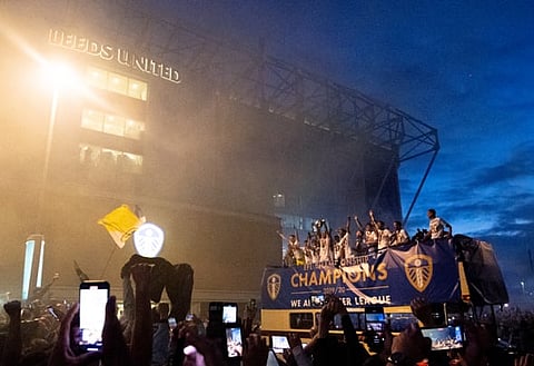 'Shocking', 'Disgrace' – These Leeds fans 'fuming' after Phil Hay tweet on Whites