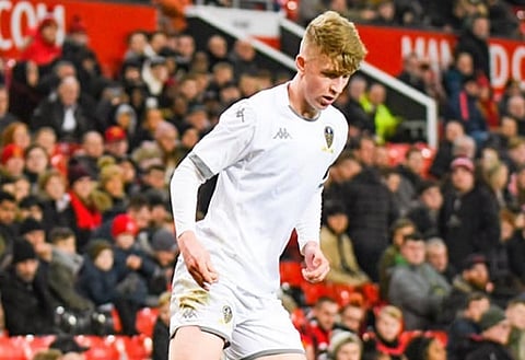 Phil Hay: Highly-rated Leeds 18y/o training with first-team after impressing Bielsa